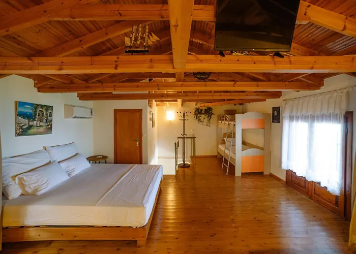 First In The Sea With Amazing View House Hébergement de vacances Kriopigi