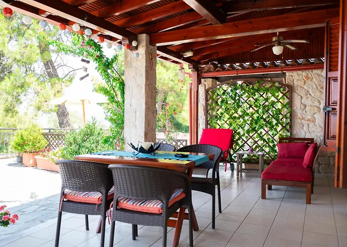 Hébergement de vacances First In The Sea With Amazing View House *