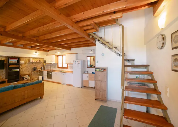 Hébergement de vacances First In The Sea With Amazing View House *