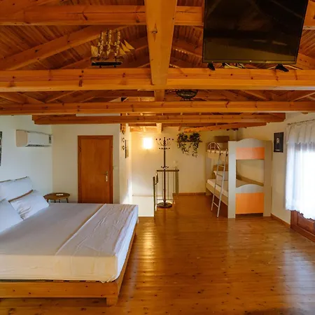 First In The Sea With Amazing View House Hébergement de vacances Kriopigi