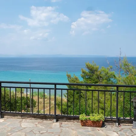First In The Sea With Amazing View House Hébergement de vacances Kriopigi