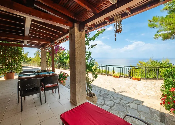 First In The Sea With Amazing View House Holiday home *